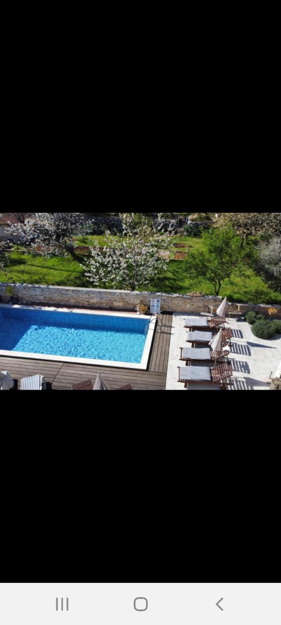 Apartman Luce With Shared Pool Zadar Extérieur photo