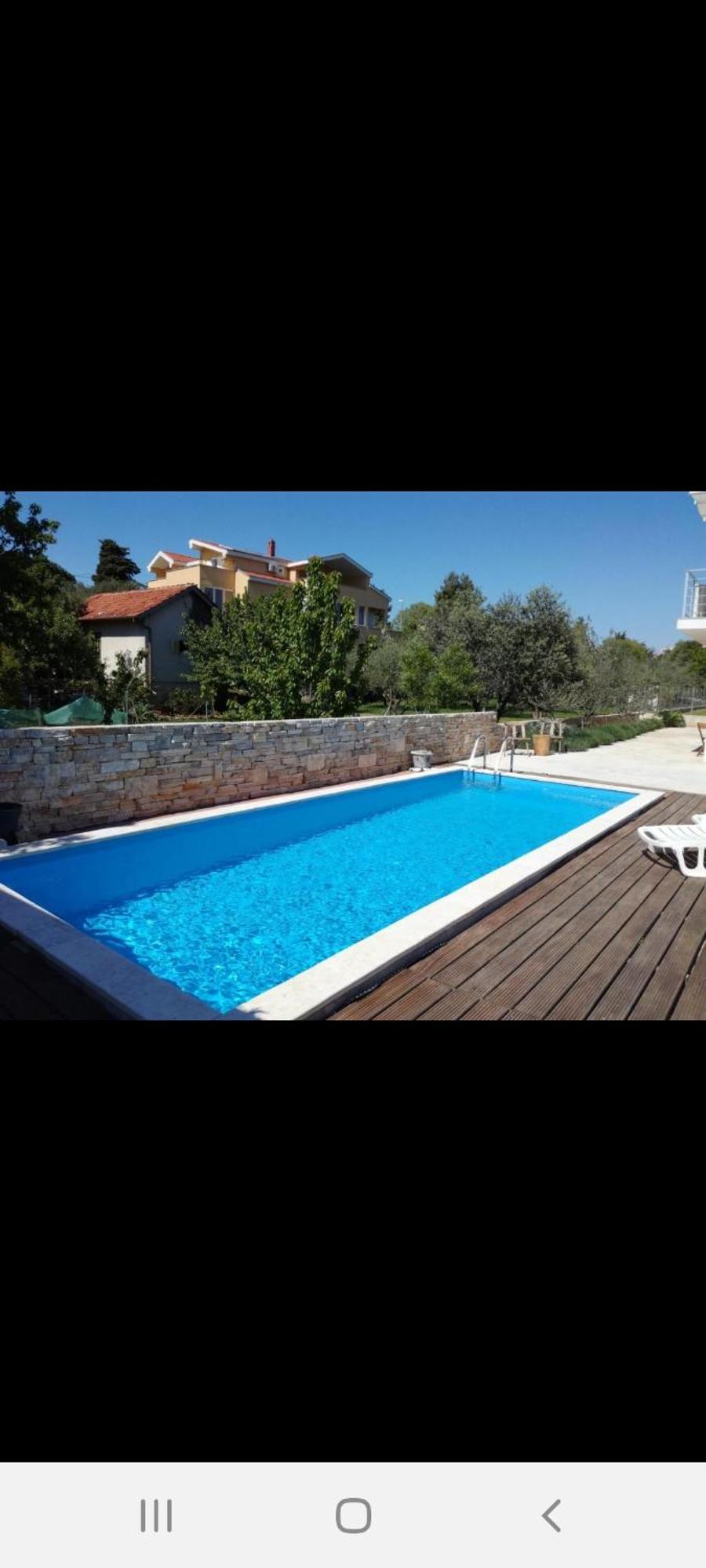 Apartman Luce With Shared Pool Zadar Extérieur photo