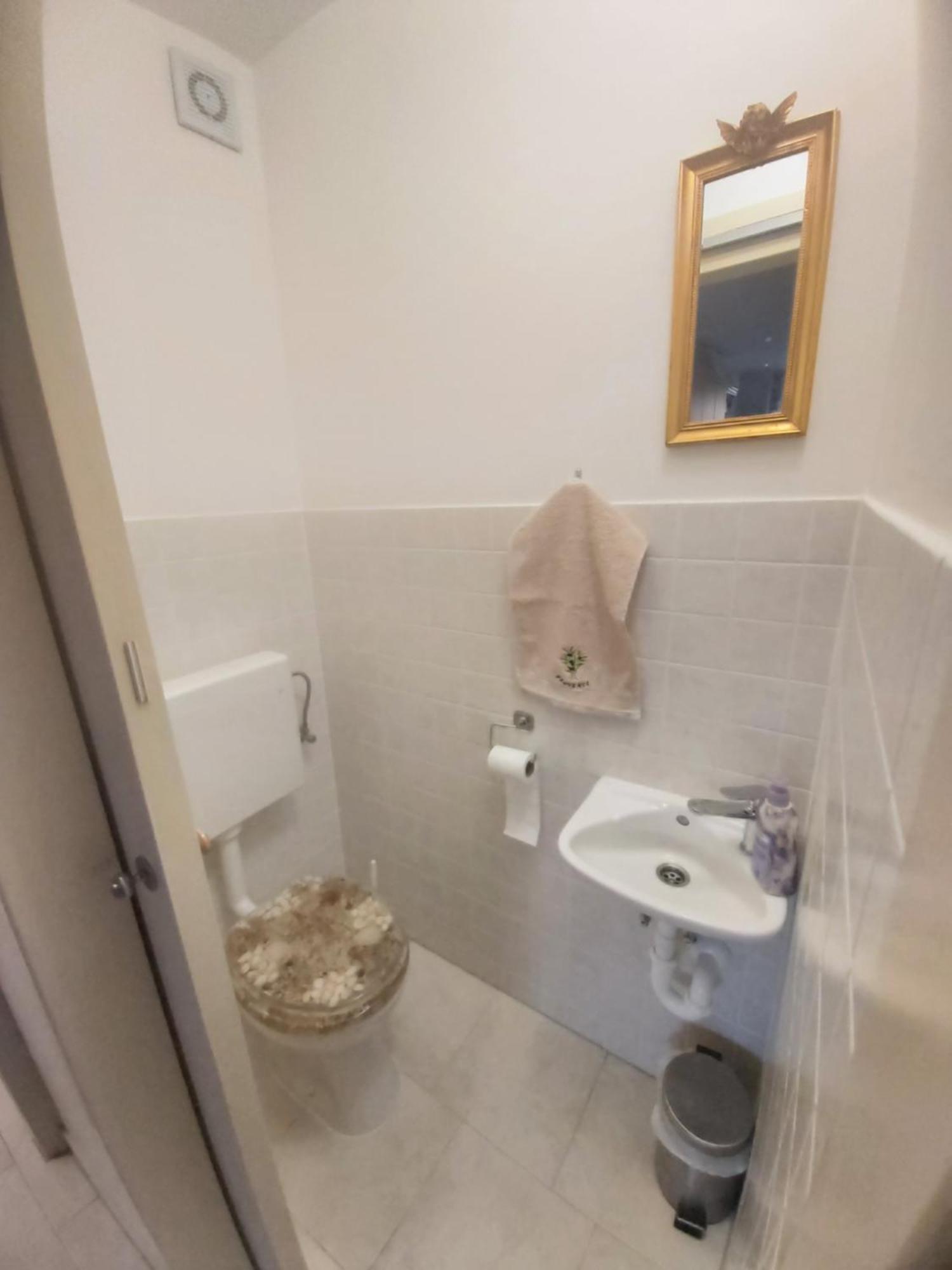 Apartman Luce With Shared Pool Zadar Extérieur photo